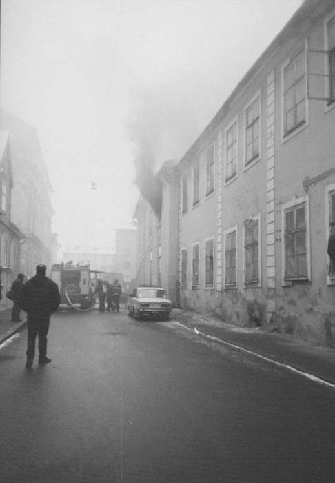 kui lahkud hiirega pildilt, siis n&auml;ed uuesti vana pilti